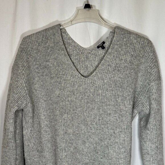 Express Light Gray Soft Sweater Size Large Loose Cozy. Heather - Picture 3 of 11